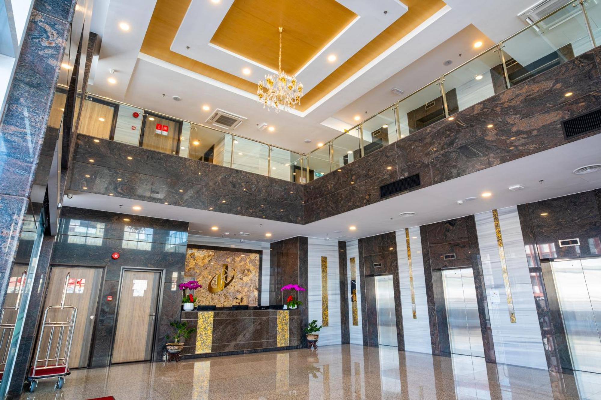 City Rise Hotel Miri Bagian luar foto